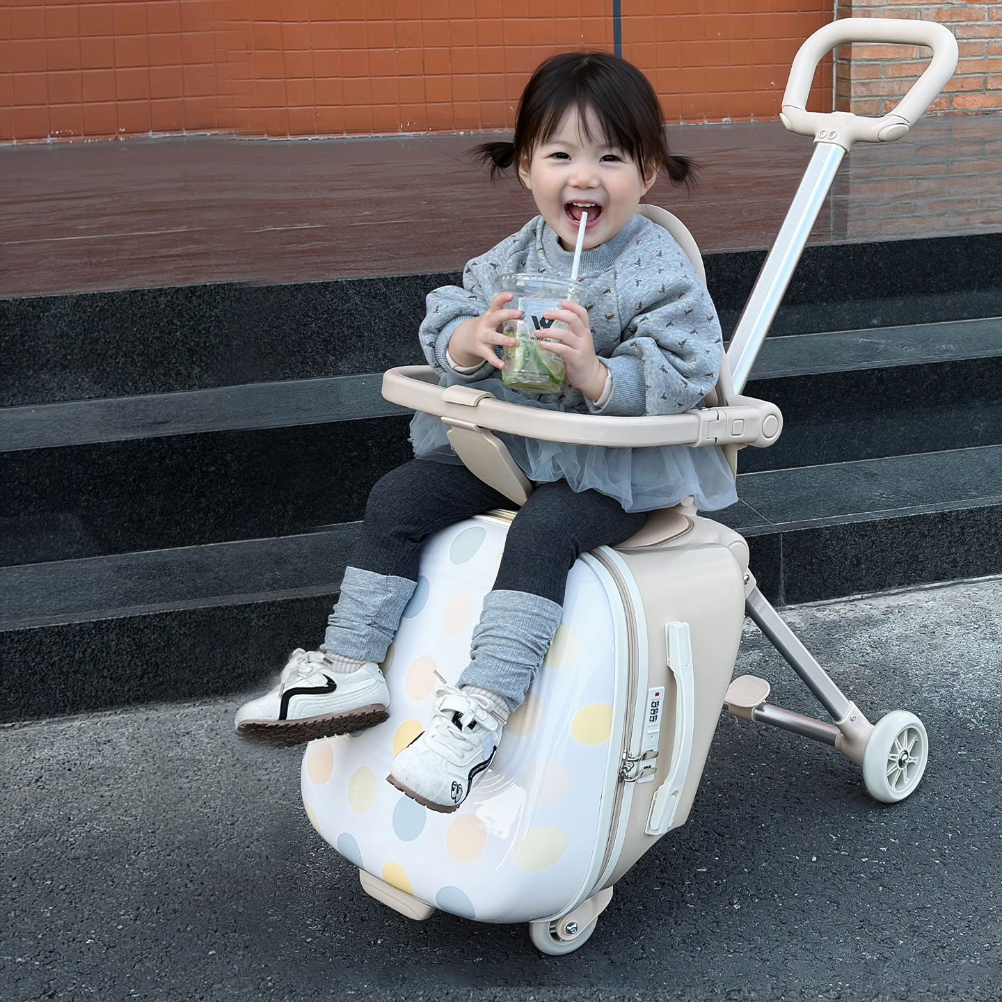 Reisekoffer für Kinder zum Fah – Baby Nursery Trolley Bewertung und Preis
